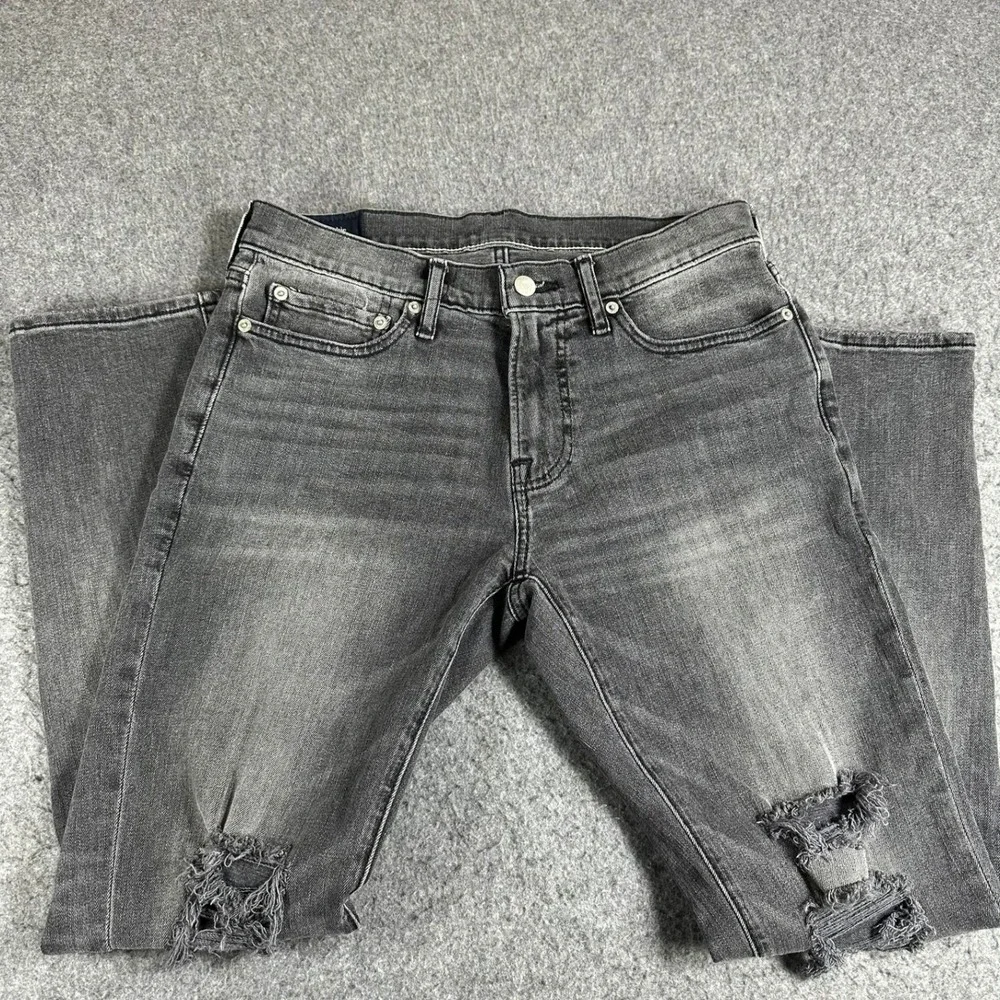 Abercrombie Fitch Mens Skinny Taper Stretch Jeans Gray Size 30W 32L Distressed‎